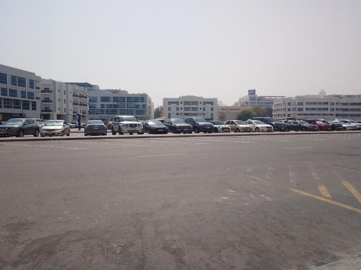 Abree Building New Hostel Dubai Bagian luar foto