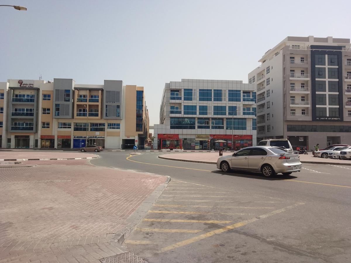 Abree Building New Hostel Dubai Bagian luar foto