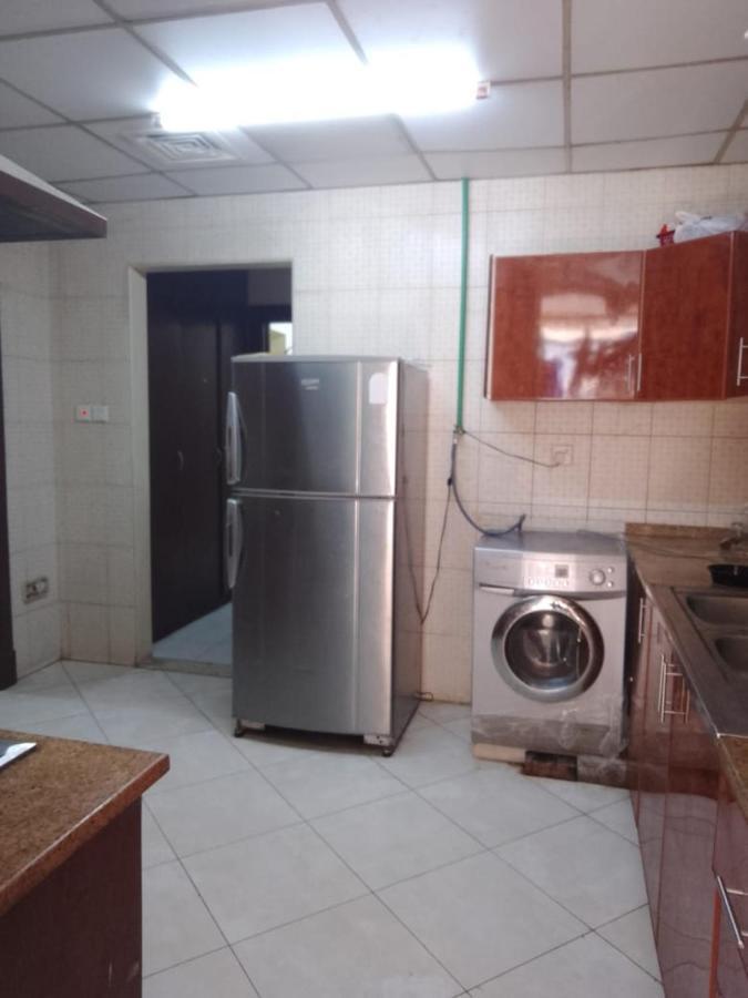 Abree Building New Hostel Dubai Bagian luar foto