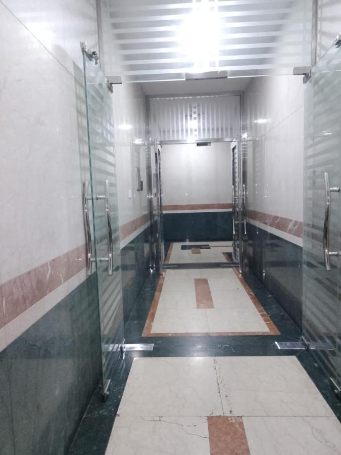 Abree Building New Hostel Dubai Bagian luar foto