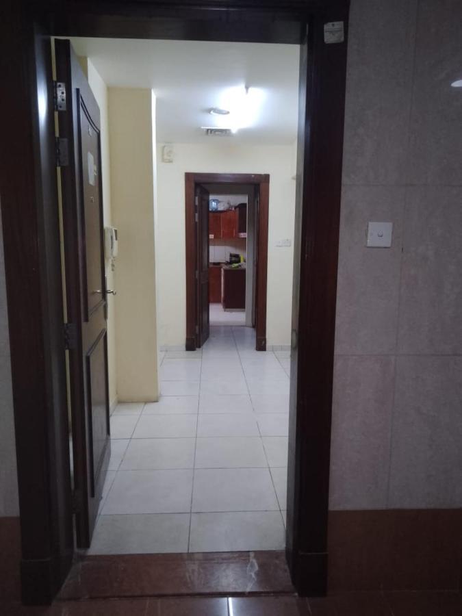 Abree Building New Hostel Dubai Bagian luar foto